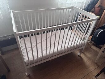 Dětská postýlka 120x60