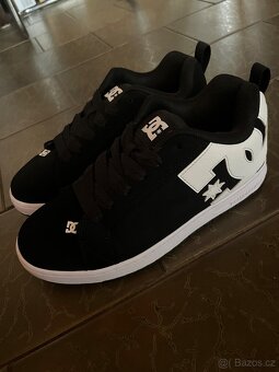 DC SHOES COURT GRAFFIK