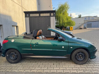 Peugeot 206CC Roland Garros – stylový kabriolet, 2.0, 100kw