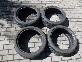 PNEU 215/40R17 . 4ks LETNI. REZERVACE