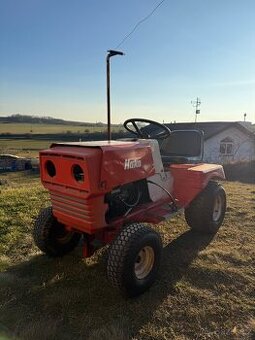 Zahradní traktor HAKO