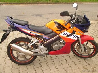 Honda CBR125R