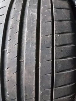 Prodám Sadu pneu 225/45/19 Letni