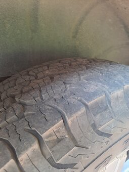 Pneu 4ks BF goodrich 235/70 R16 trail-terrain t/a