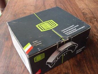 Prodám na LADA kalina 1119 ,,NOVÉ,,čelisti