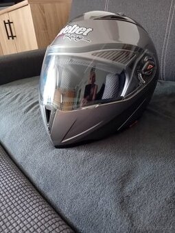 Helma na motorku vyklopná