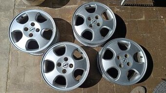 Alu kola R15 ET49 6J 4x100 Opel Astra G