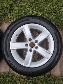 ALU kola Audi 16" s pneu 205/60 R16 – super stav