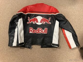 Redbull motorkářská bunda, která parádně sedne