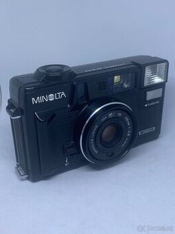 📷 Minolta Hi-Matic AF-2M — spolehlivý, elegantní a plně fun