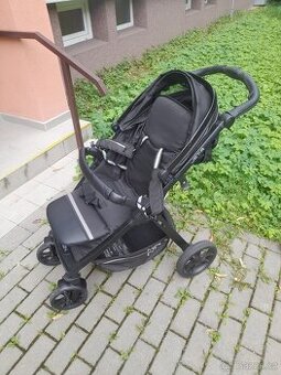 Kočárek Moon Jet R City 2020