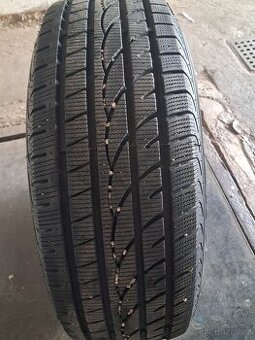 Zimni pne 235/60 R18