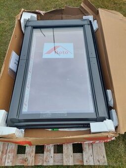 Střešní okna roto R79 74x118