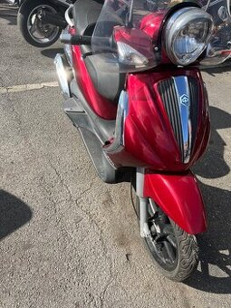 Piaggio Beverly 300