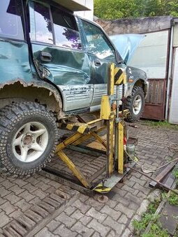 Nůžkový zvedák DDR záruka 2roky