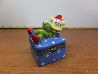 Starožitná pěkná porcelánová šperkovnice-klaun.