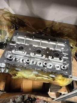 Škoda fabia 1.2 HTP 12v 47kw nová hlava motoru