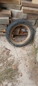 Rafek na skutr prase