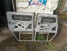 Škoda 110L zadní dveře