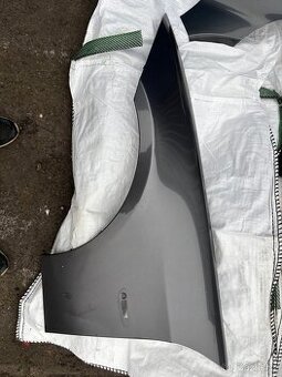 LP+PP blatníky Bmw E91 šedá metalíza