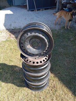 Prodám 4 ks plechových disků na Ford Focus