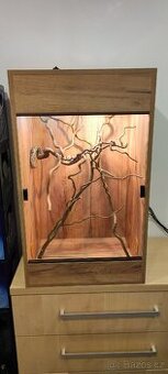 Terárium 90x54x45 Nové