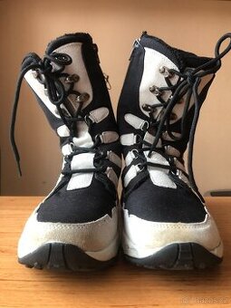 Prodám zimní boty zn.Rock Spring,vel.37