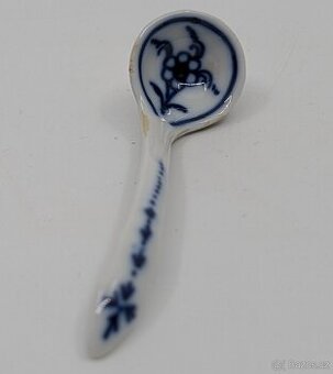 Cibuláková porcelánová lžička na cukr