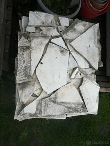 DLAŽBA CCA 60 CM X 70 CM