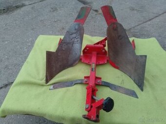 Vari oboustranný pluh NM1-101 Agrozet, Roudnice