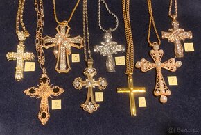 přívěsy na dlouhém řetízku 60cm