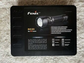 Fenix ​​RC20 1000 lumenů dobíjecí svítilna