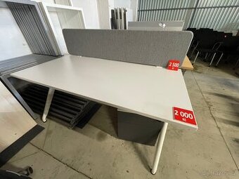 Kancelářský stůl Techo