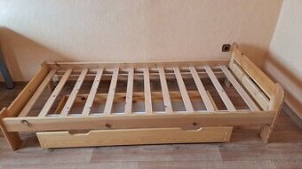 dřevěná postel Mobelo 90x200 cm se šuplíkem a s roštem