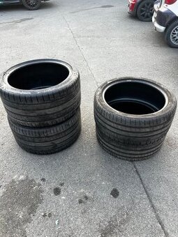 Michelin Pilot Super Sport . 305/30 ZR20 265/35 ZR19
