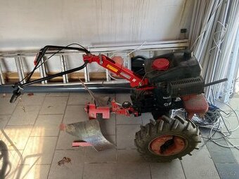 Malotraktor Vari JM 4