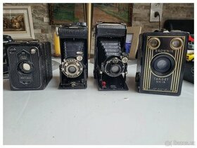Prodám staré fotoaparáty Zeiss Ikon a  Kodak z 30.-40.let