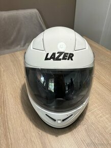 Helma na motorku Lazer M