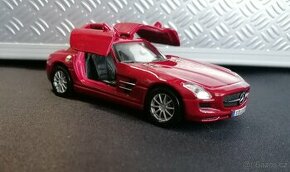 Mercedes-Benz SLS AMG