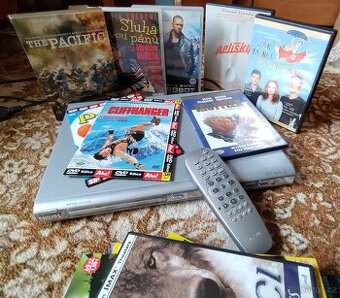 DVD přehrávač Philips + DVD filmy