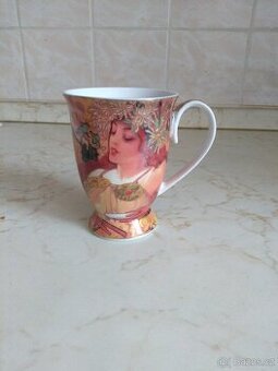 porcelánový hrníček Queen Isabell