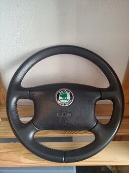 Octavia 1 volant L&K