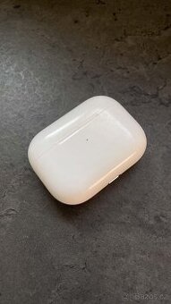 AirPods Pro 2 gen - PROBLÉM S POUZDREM