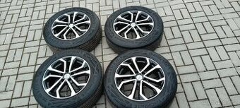 Prodám ALU kole R17 114,3x5 ET 43,5+ pneu 215/65
