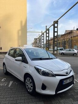 Toyota Yaris 1.5 Hybrid 2013