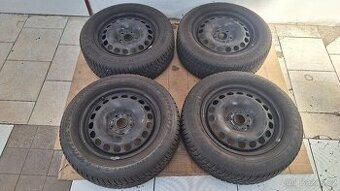 Sada disků VW 16" 5x112 zimní pneu 215/60 R16 4-7mm Passat