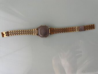 CASIO LA680W (vhodné pro ženy)
