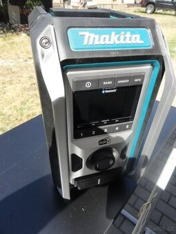 Stavební rádio Makita DMR115
