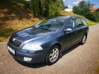 ŠKODA OCTAVIA COMBI 2,0 TDI Elegance