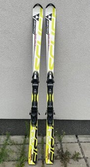 Fischer RC4 – 170 cm, dobrý stav, připravené na sezónu